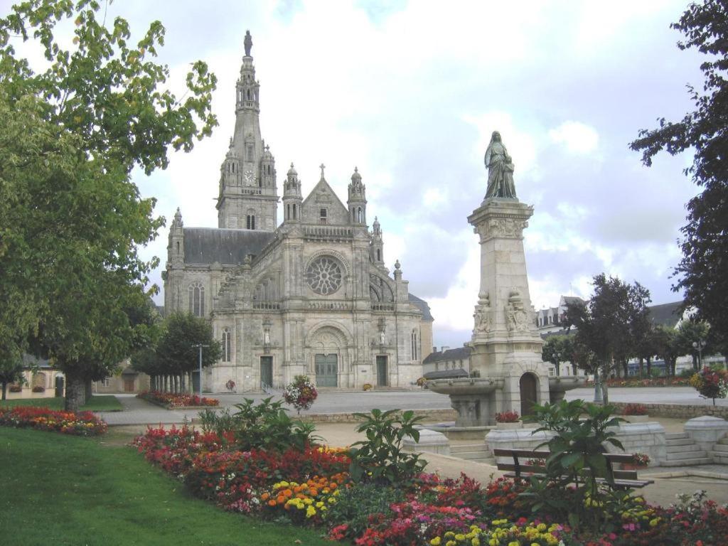 Villanna Saint Anne-dʼAuray Exteriér fotografie